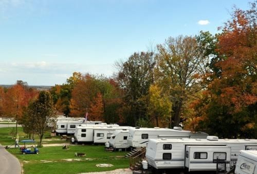 Plymouth Rock Camping Resort Deluxe Cabin 18 Elkhart Lake Bagian luar foto